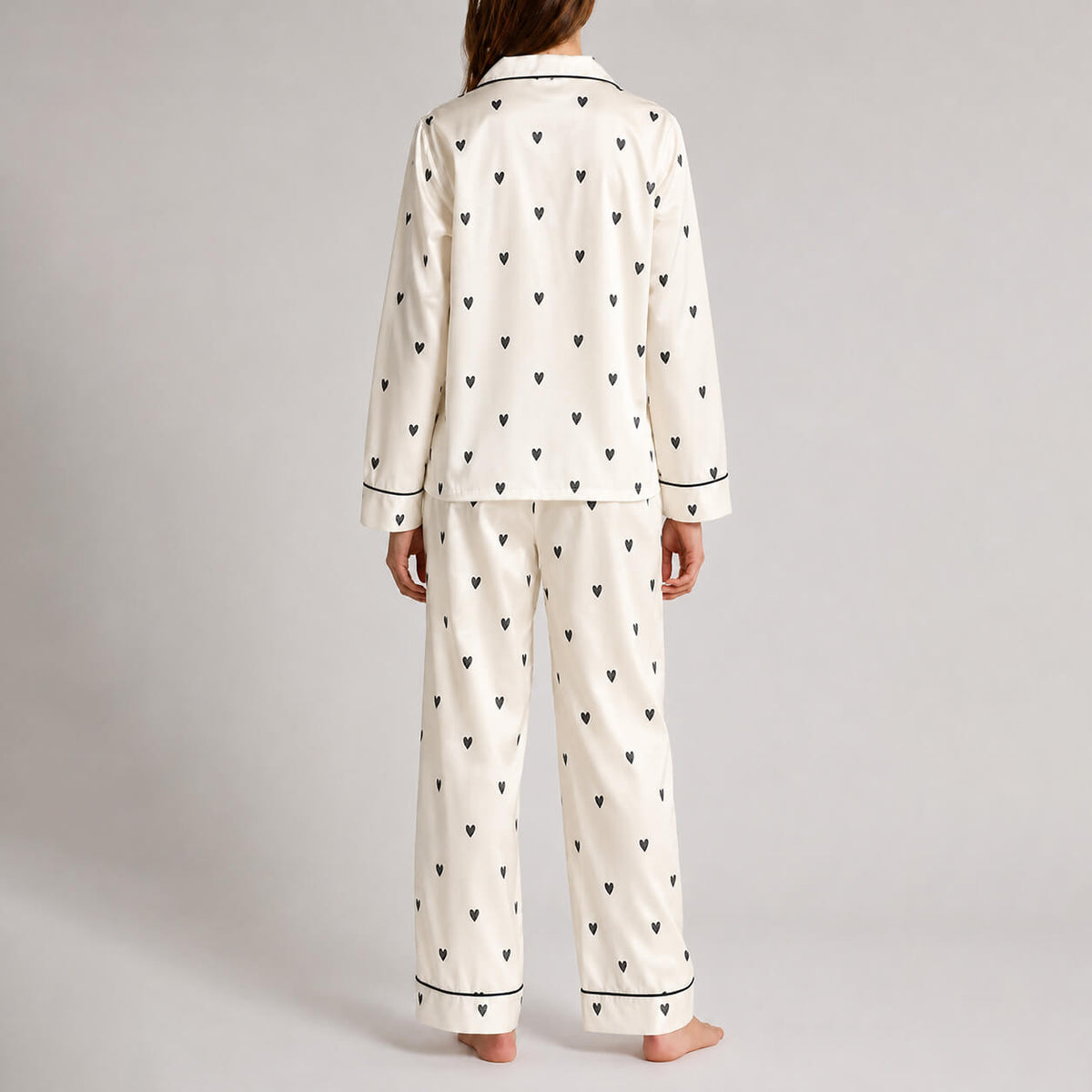Women's Scattered Hearts Satin Pajama Set