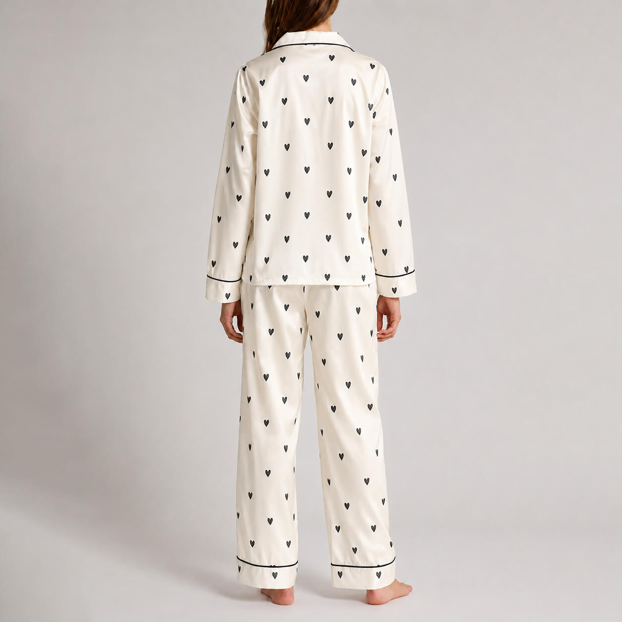 Women's Scattered Hearts Satin Pajama Set