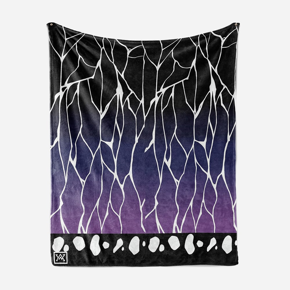 Insect Pillar Dark Pattern Fleece Throw Blanket